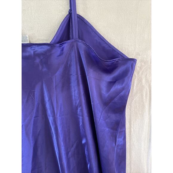 Intimate Moments Satin Nightgown Size 26 Purple Chemise Silky USA Vintage NOS - Picture 10 of 11